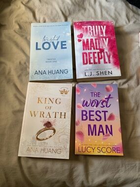 TIKTOK ROMANCE BUNDLE ‼️